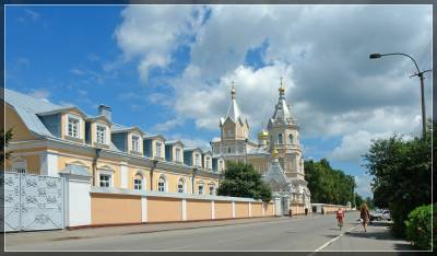 Свято-Троицкий женский монастырь г. Корец (Категория фото: Города)