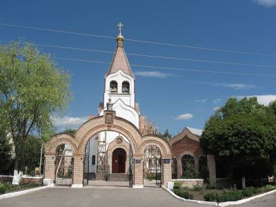 Церковь в г. Докучаевск (Категория фото: Города)