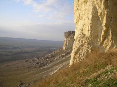 Белая скала в близи г. Белогорск (Категория фото: Города)